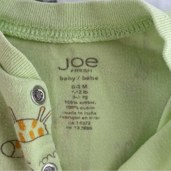 ⭒ 0-3M Joe Fresh Pastel Light Green Giraffe Tiger Footies Buttons Long Sleeve ⭒ - Picture 4 of 8